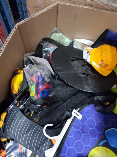 assorted MIXED item Halloween costume MYSTERY PALLET - VARIOUS costumes - aprox 150+ image 6