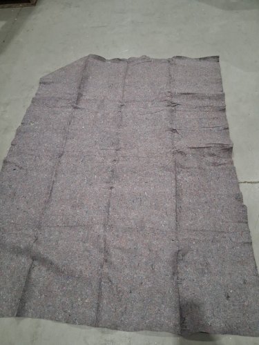 12pk polyester/recycled cotton moving blankets - 72" x 54" - motley (model: yb072-35) image 3