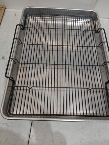 2pc nordicware aluminum oven crisp baking sheet with tray - 21.1" x 15" (model: 35702CTC/1404029) image 2