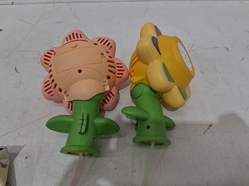 Kids Outdoor Electric Flower Bubble Makers - Multicoloured image 4