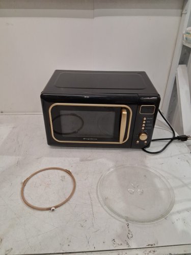 Frigidaire Retro Microwave Oven - 0.7CU.FT - 700W - retro Black/Gold (Model: EMW788-BLACKGLD) image 3
