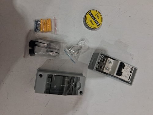 25PC  Solar Disconnect Switch miniature circuit breaker - 40a - 1000v - grey image 2