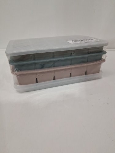 6pc Silicone Ice Cube with lid image 3