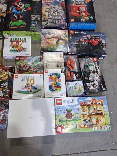 25+ ASSORTED LEGO SETS - star wars/mario  + MORE image 4