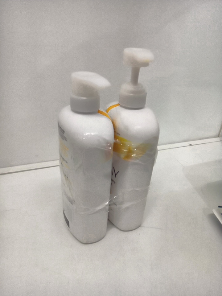 2PK Olay Ultra Moisture Body Wash with Vitamin B3 Complex - shea butter - 887ml  each image 2