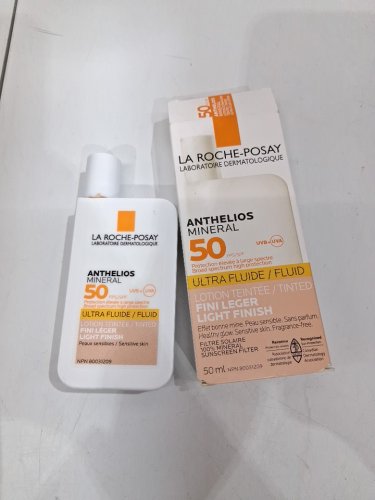 La roche-posay anthelios mineral tinted sunscreen fluid - spf 50 - 50ml - light finish image 2