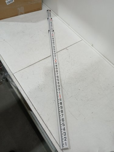 Aluminum Grade Telescopic Measuring Rod with Bubble Level & Carrying Bag - 16FT - WHITE/BLACK (MODEL: 16FT4J8) image 3