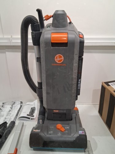 HOOVER COMMERCIAL CORDED HUSHTONE13+ HARD-BAGGED UPRIGHT VACUUM WITH INTELLIBELT - 13" CLEAN PATHWAY - 152CFM - 40FT CORD - BLACK/GREY/ORANGE (MODEL: CH54113) image 4