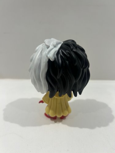 Funko pop! Disney - cruella de vil vinyl figure (#11) image 3