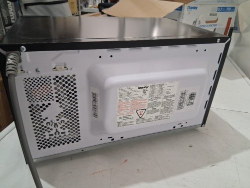 DANBY COUNTERTOP MICROWAVE OVEN - 0.7 CU/FT - BLACK ( MODEL- DBMW0721BBB) image 5