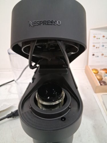 Nespresso Vertuo Pop + Deluxe Pod Coffee & Espresso Machine - 6 CUP SIZES - BLACK (MODEL: env95BMC) image 7
