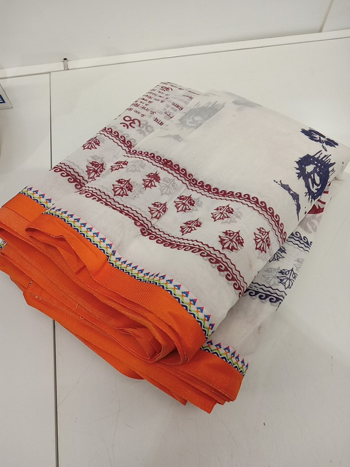 Women's Printed Unstitched Linen Saree - OSFM - White / Orange image 3