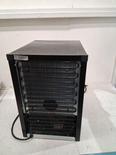 EUHOMY BEVERAGE REFRIGERATOR COOLER WITH 40°F-61°F DIGITAL TEMPERATURE CONTROL - 18L (HOLDS 25 CANS) - BLACK (MODEL: FWC008-11BL-CAEH /‎ WC-6B) image 5