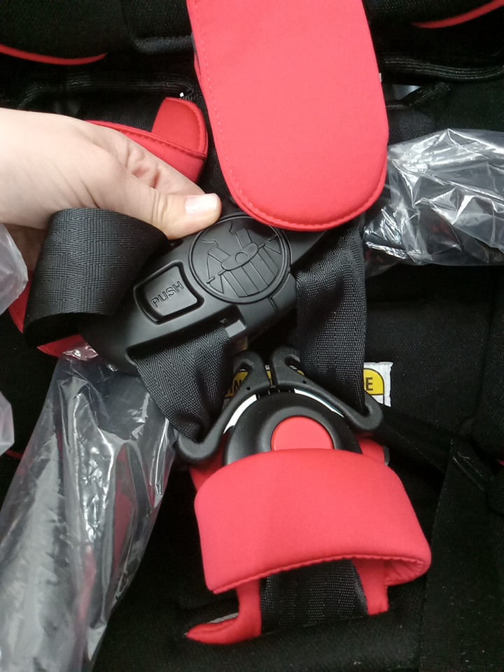 SAFTEY 1st GROW AND GO ALL-IN-1 CONVERTIBLE CAR SEAT - SIMPLY MICKEY - (MODEL: 22618CFERH) image 8