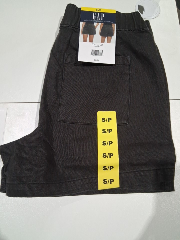 WOMEN'S GAP TWILL SHORTS JEANS - SMALL - CHARCOAL - (STYLE: 1956001). image 2