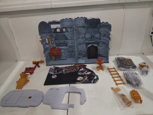 Masters of the Universe Vintage Castle Grayskull Playset with accessories - Grey (Model: JKH87) image 3