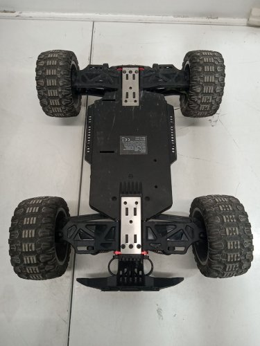deerc all terrain Brushless rc monster truck - 1:10 scale - 60km/h 4wd - 2.4ghx - black - (model:209e) image 15