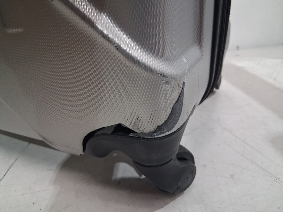 Outbound Hardside Spinner luggage - 30" - silver image 4