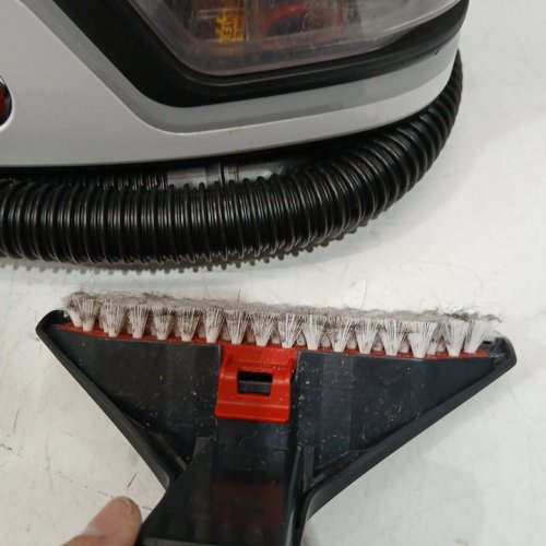 HOOVER CLEANSLATE PORTABLE CARPET & UPHOLSTERY SPOT CLEANER & STAIN REMOVER - 40OZ DUAL TANKS - RED/GREY (MODEL: FH14001VCD) image 5