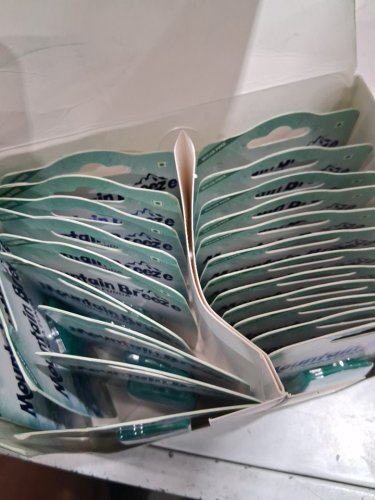21PK MOUNTAIN BREEZE SUGAR FREE SPEARMINT BREATH FRESHENING STRIPS image 3