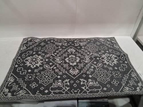 Sadie Accent non-slip Mat -45" x 30" - black/cream (model:1992776) image 2
