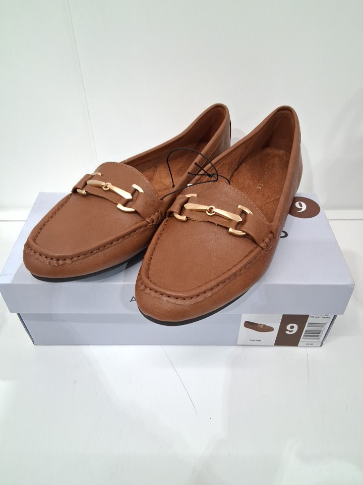 women's Aerosoles Driving Style Loafer - SIZE 9 - tan (style: 1863916) image 2