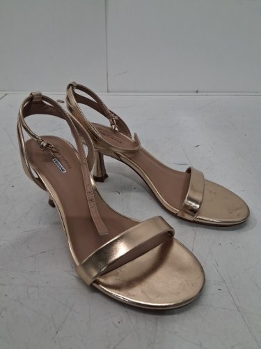 women's call it spring vegan Madelyyn Heeled Sandal - size 6.5 - gold image 2
