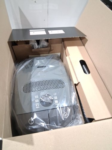 Miele Classic C1 Bagged 4.5L Canister Vacuum Cleaner with Miele AirClean System - 1200W, 120V - Graphite Grey (MODEL: SBAN0) image 3