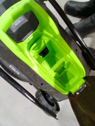 STEELITE Cordless Height Adjustable 5-Position electric Lawn Mower with 8GAL grass bag / BATTERY & charger - 13'' - GREEN/BLACK (model: ‎DG500 ) image 11