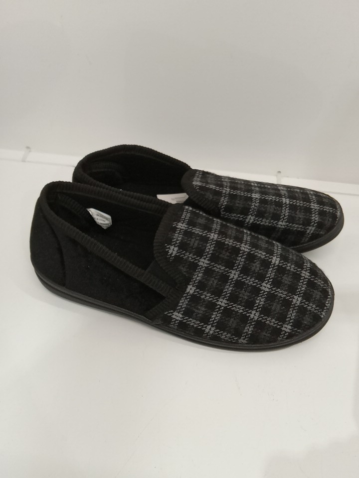 Men's George Karl Slipper - SIZE 10 - BLACK/WHITE image 3