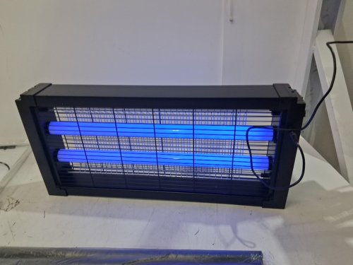uvcool plunge solar powered Electric bug zapper - 17.7" x 11.4" - 4000v/2100sq.ft - black (model: hl-912) image 9
