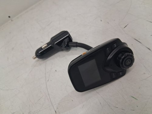 NULAXY WIREESS IN-CAR BLUETOOTH FM TRANSMITTER RADIO ADPATER - (MODEL: KM18) image 3