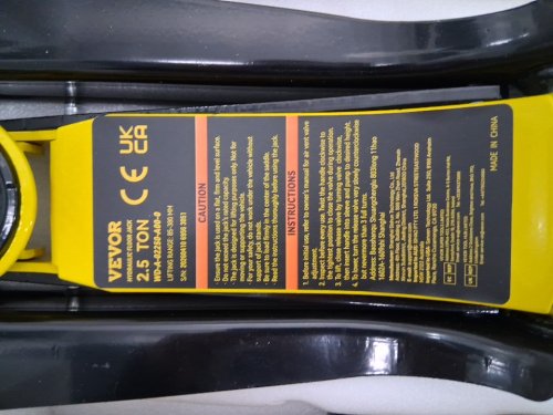 Heavy Duty Low Profile Heavy-Duty Steel Floor Jack with Single Piston Hydraulic Pump - 2.5 Ton cap - Yellow (model: wd-a-02250-a00-0) image 5