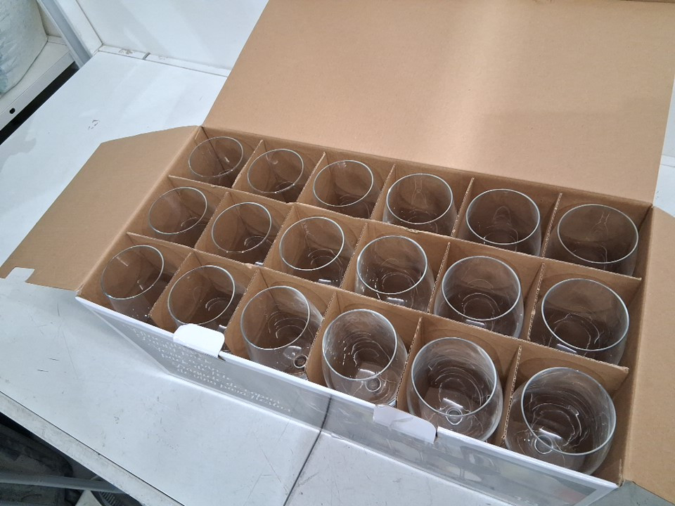 18pk Wine Glass Party Pack - 16oz - (model: 2826116) image 4