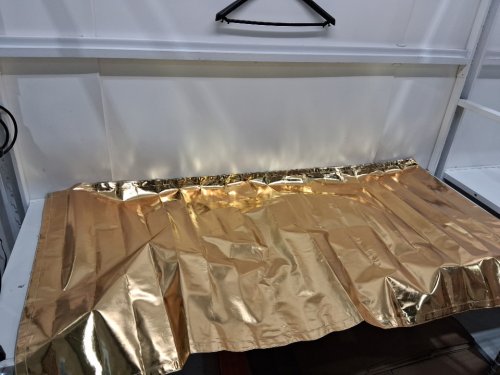 Neewer FLAT PANEL LIGHT REFLECTOR WITH 360° Rotating Holding Bracket and Carrying Bag - 35" X 70" - GOLD/SILVER AND WHITE/BLACK (MODEL: RF-0918) image 10