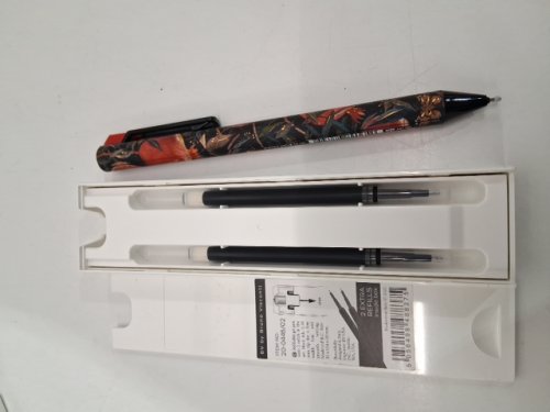Bruno Visconti Gel Click Pen in a Gift Box With 2 Refills - 0.38 mm - Black /Pomegranate Floral (Model: 20-0446/02) image 4