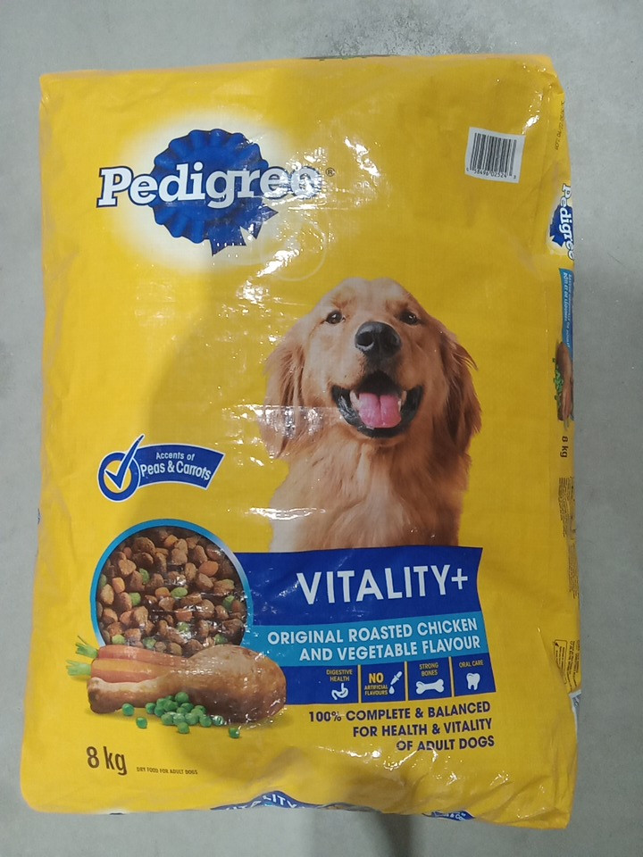 *Recently Expired* Pedigree Vitality+ Dry Dog Food - 8KG Roasted Chicken and Vegetable Flavour image 2