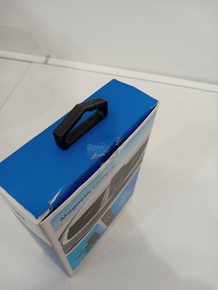 just wireless magnetic magsafe car vent mounted wireless charger - 7.5w - 15w - black (model: 20017) image 3
