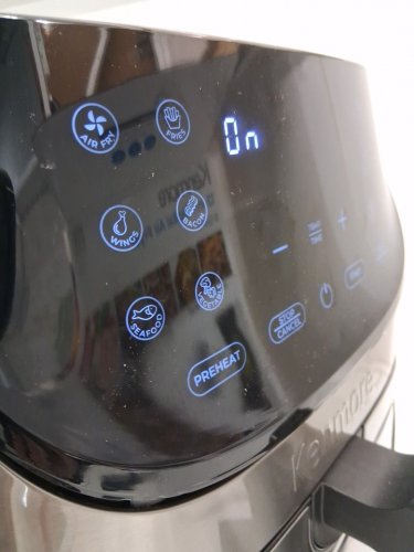 Kenmore Aerogrill Non-Stick air fryer with Digital Touch Screen and 12 Presets - 8qt - silver (model: kkaf8q) image 3