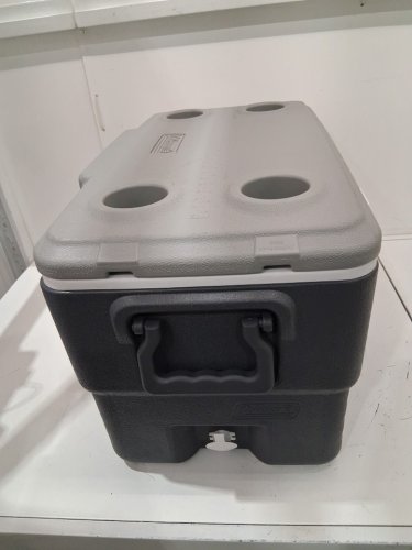 COLEMAN EXTREME COOLER WITH HEAVY DUTY CARRY HANDLES - 46 QUART - GREY (MODEL: CM2201100/1986833) image 4
