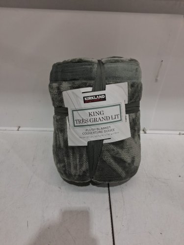 KIRKLAND SIGNATURE PLUSH SOFT throw BLANKET - KING/112" x 92" - GREEN- (MODEL: 1725726) image 2