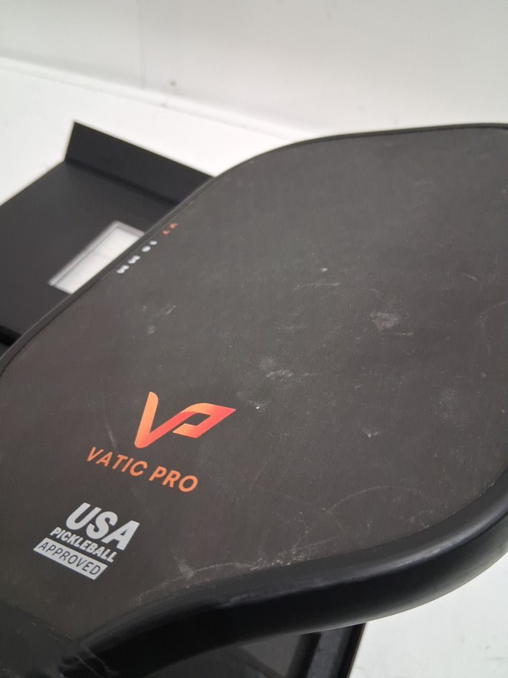 VATIC PRO V7 CARBON FIBER PICKLEBALL PADDLE - 16MM - BLACK/ orange image 8