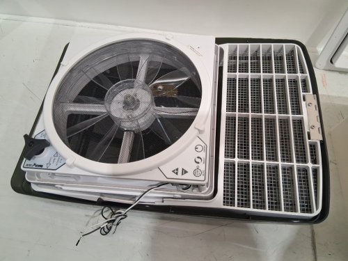 MaxxFan MODERN Ventillation Fan with Smoke Lid and Manual Opening Keypad Control - SMOKE - (MODEL: 00-6200K) image 6