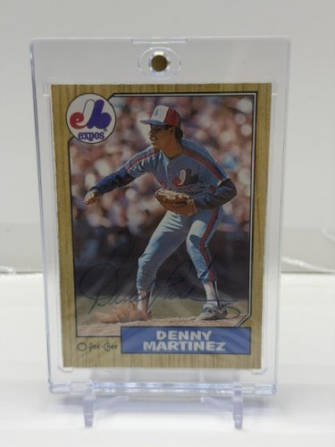 SIGNED DENNY MARTINEZ - 1987 O-PEE-CHEE MONTREAL EXPOS CARD (#252) image 3