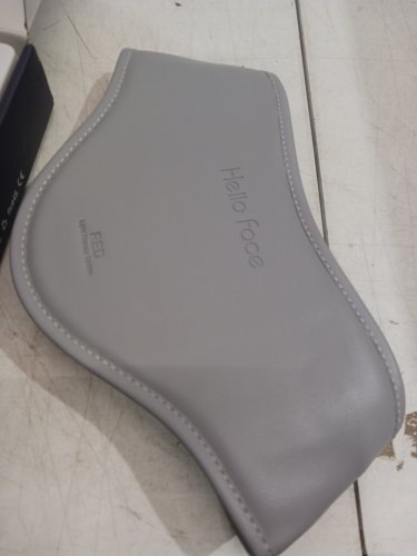 hello face 3 in 1 red light therepy device with rechargable remote - 147 chips 660nm and 850nm near infrared - portable - pain relief - grey image 6