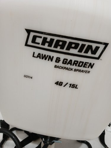 chapin backpack sprayer with 3-stage filtration system - 15 liters / 4 gallons (model: 60114) image 3