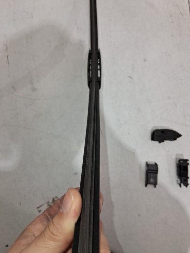 Michelin Premium Infused Rubber guardian Beam Wiper Blade - Driver Side - 26"  - black (model: 1680380) image 4