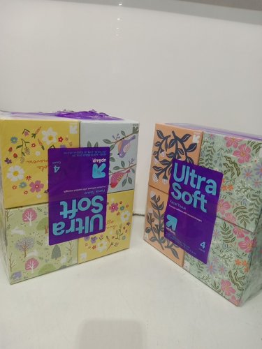 2 (4PK) up&up Ultra Soft 3-ply Facial Tissue (520 Tissues total) - Assorted Spring Design (Model: 253 07 9870) image 2