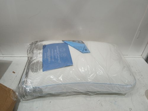 SLEEPINNOVATIONS Memory Foam Classic Pillow - 16" x 24" - white image 3