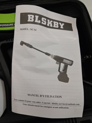 BLSKBY CORDLESS PRESSURE WASHER WITH 2 RECHARGEABLE BATTERIES - 1200PSI - 1.72GPM - 20V - 480W - YELLOW/BLACK (MODEL: SC14) image 4